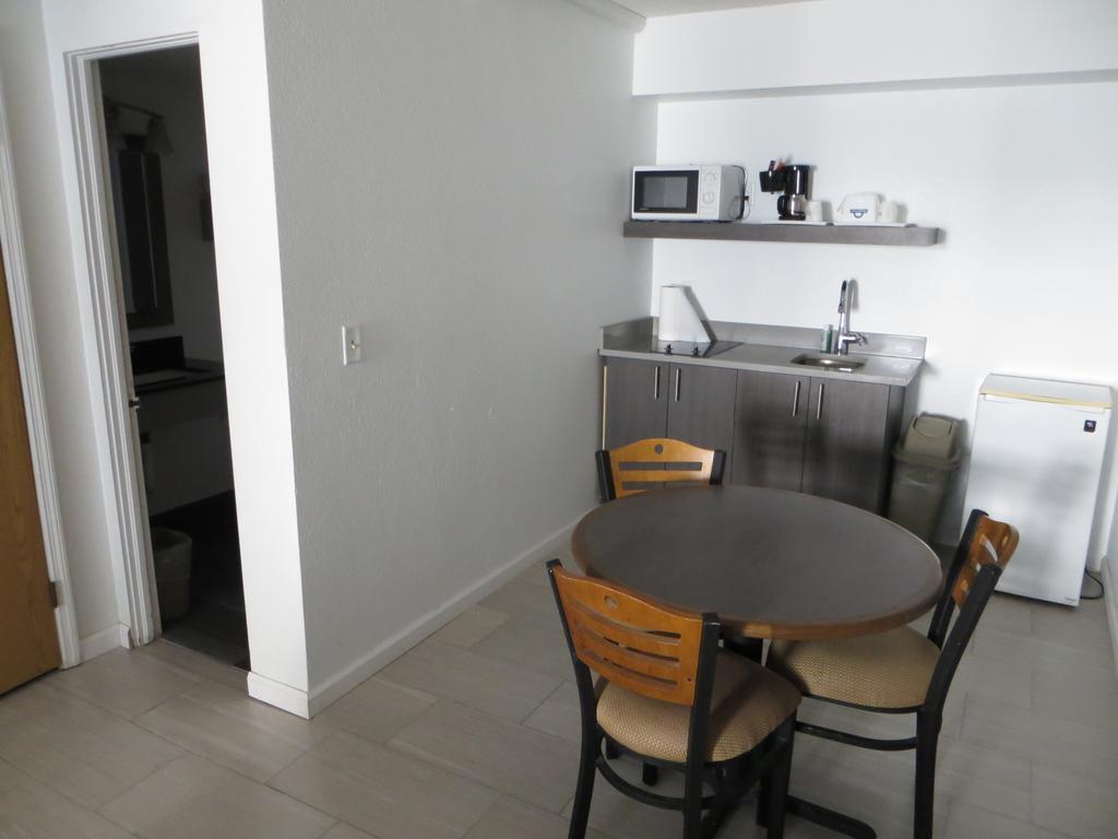 Arya Blu Inn&Suites Ormond Beach Bagian luar foto